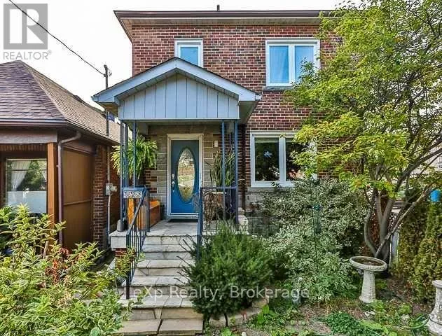 02 - 36 SECOND STREET, Toronto (New Toronto), Ontario M8V2X2