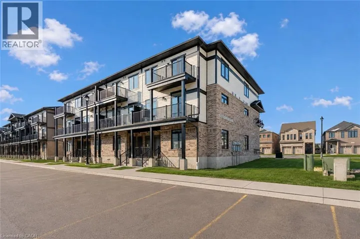 73 LOMOND Lane, Kitchener, Ontario N2R0T6