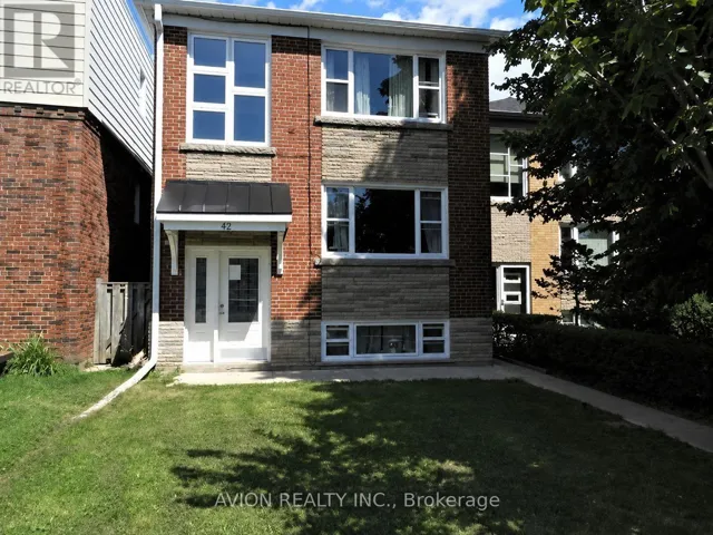 2 - 42 EMERALD CRESCENT, Toronto (New Toronto), Ontario M8V2B6