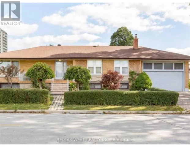 43 PLAYFAIR AVENUE, Toronto (Yorkdale-Glen Park), Ontario M6B2P7