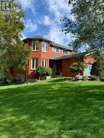 76 MAYFAIR DRIVE, Barrie (Ardagh), Ontario L4N6Y9