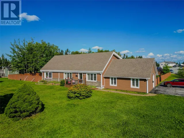 380-380A Gander Bay Road, Gander, Newfoundland & Labrador A1V2V8