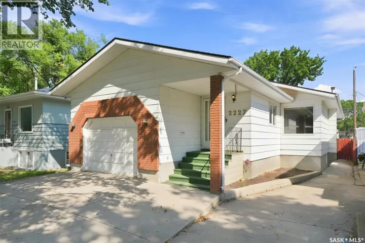 2227 Herman AVENUE, Saskatoon, Saskatchewan S7M0N4