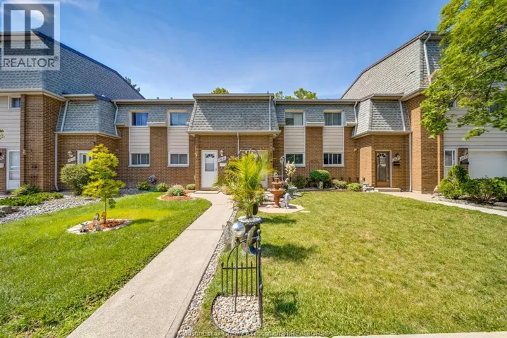 2629 VINE COURT Unit# 54, Windsor, Ontario N8T2X4