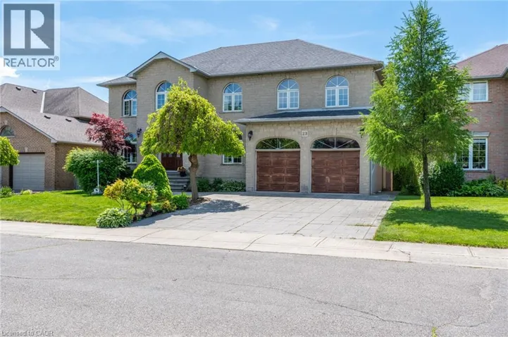 23 SUSAN Drive, Hamilton, Ontario L9C7R1