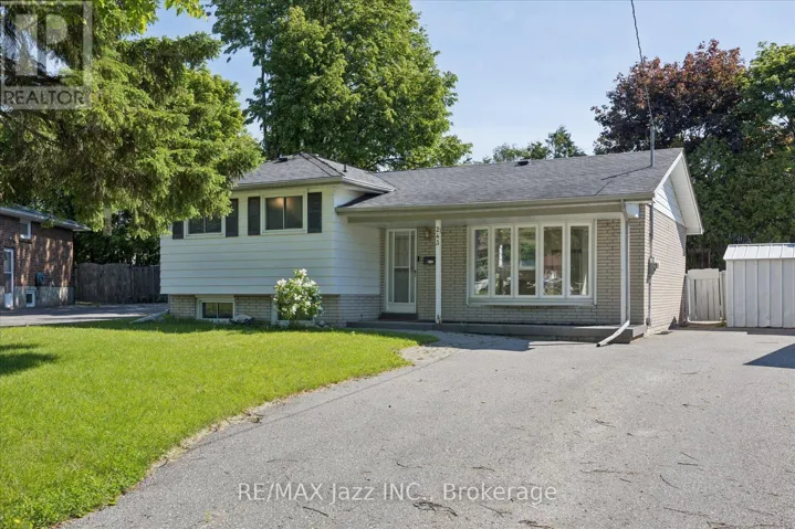 243 ACADIA DRIVE, Oshawa (Eastdale), Ontario L1G1X9