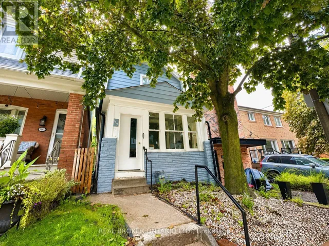 149 WHEELER AVENUE, Toronto (The Beaches), Ontario M4L3V5