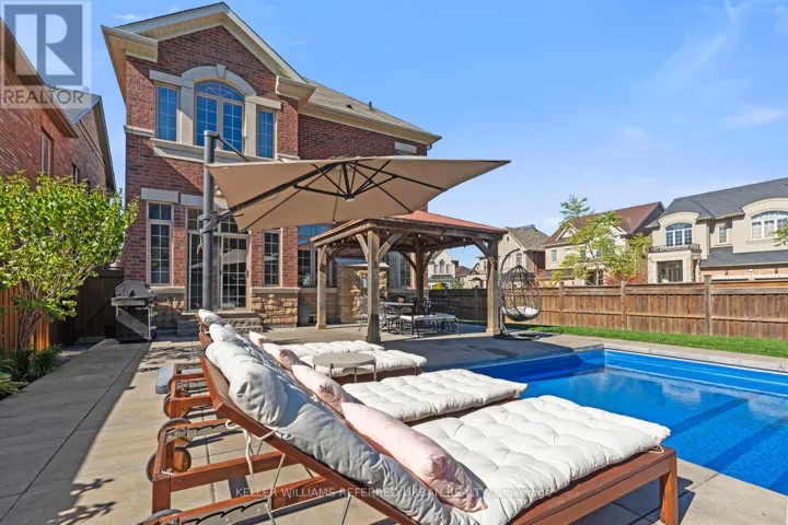 79 CHAIWOOD COURT, Vaughan (Patterson), Ontario L6A0V9