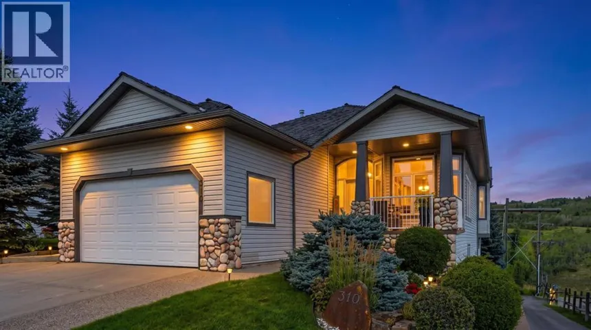 310 Gleneagles View, Cochrane, Alberta T4C2H4