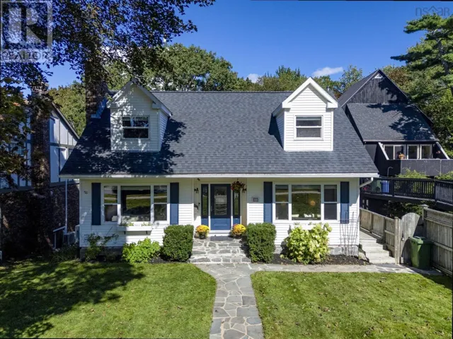 581 Young Avenue, Halifax, Nova Scotia B3H2V6