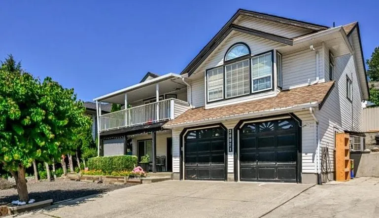 30921 SANDPIPER DRIVE, Abbotsford, British Columbia V2T5G6