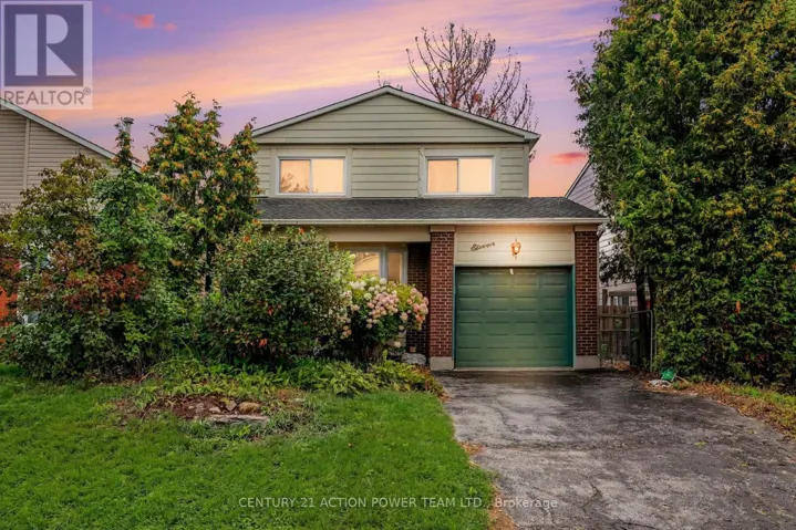 11 RIDING WAY, Ottawa, Ontario K2M1C3