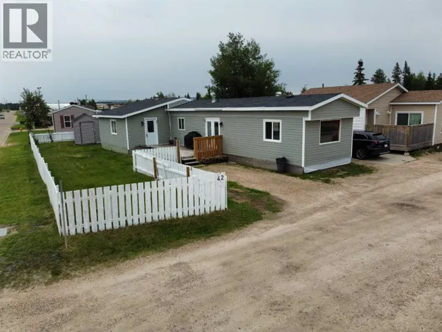 42 Evergreen Crescent, Whitecourt, Alberta T7S1J2
