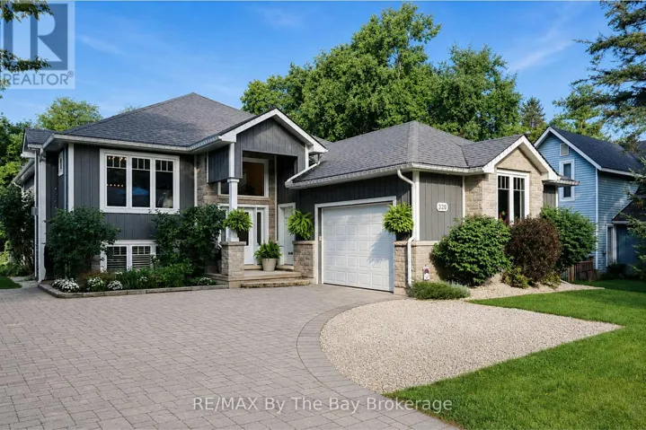 320 BIRCH STREET, Collingwood, Ontario L9Y2V7