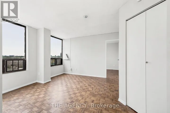 1019B - 2360 DUNDAS STREET W, Toronto (High Park North), Ontario M6P4B2