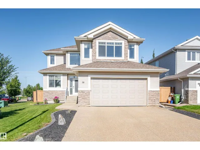 38 NOBLE CL, St. Albert, Alberta T8N4C1