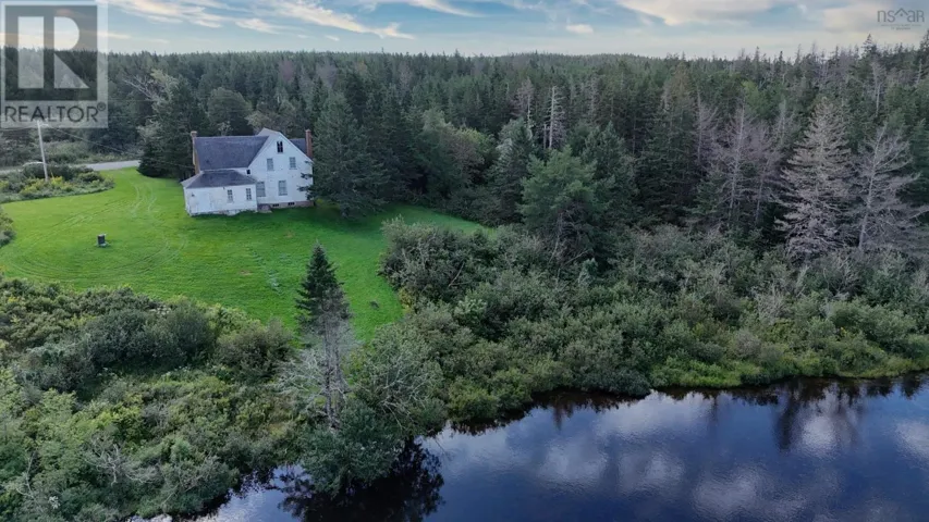 2121 Loch Lomond Road, Loch Lomond, Nova Scotia B2E1E3