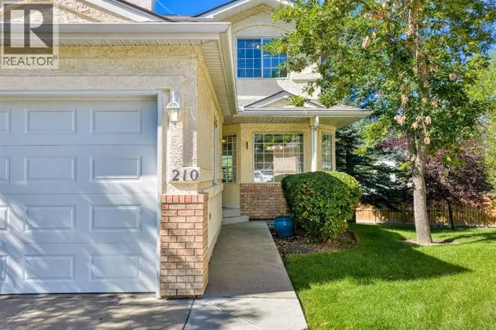 210 Scenic Acres Terrace NW, Calgary, Alberta T3L1Y4