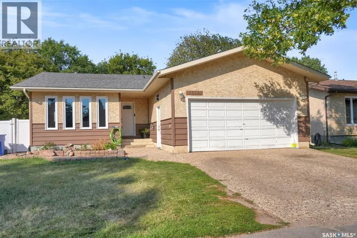1214 Devonshire DRIVE N, Regina, Saskatchewan S4X3E1