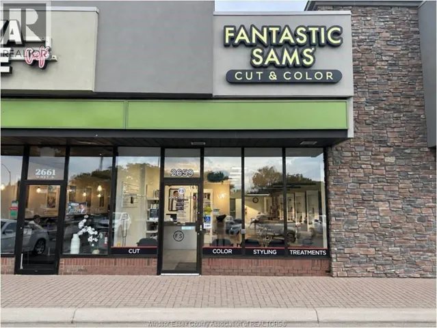 2659 HOWARD AVENUE, Windsor, Ontario N8X4Z3