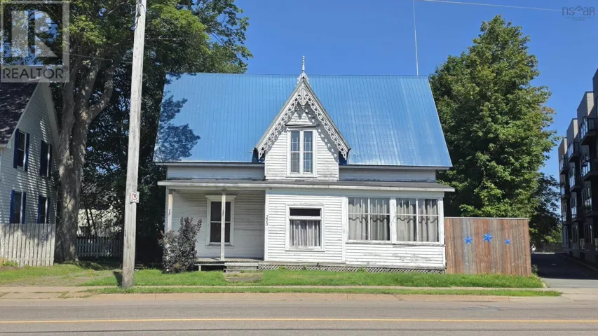 203 Queen Street, Truro, Nova Scotia B2N2B6