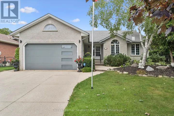 11 KEATING DRIVE, Centre Wellington (Elora/Salem), Ontario N0B1S0