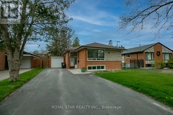 UPPER - 114 WINCOTT DRIVE, Toronto (Kingsview Village-The Westway), Ontario M9P2P6