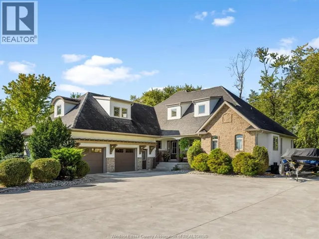 427 EAST RUSCOM RIVER, Lakeshore, Ontario N0R1S0