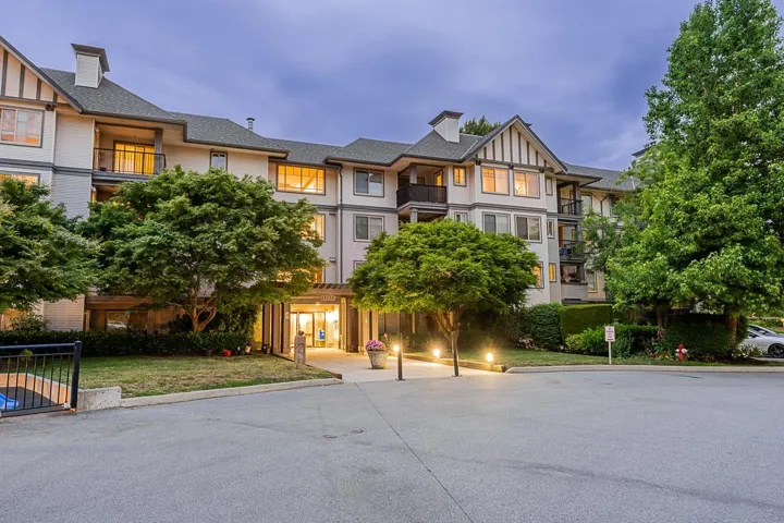 136 27358 32 AVENUE, Langley, British Columbia V4W3M5