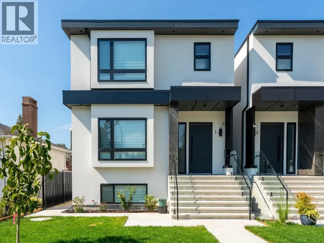 1 8633 12TH AVENUE, Burnaby, British Columbia V3N2M1