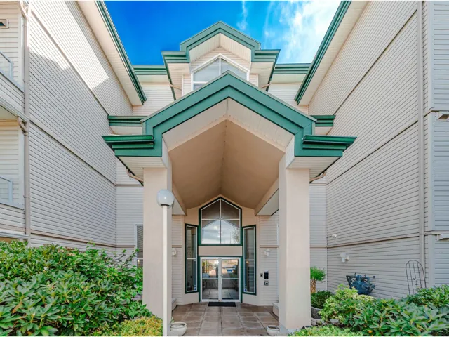 330 2750 FAIRLANE STREET, Abbotsford, British Columbia V2S7K9