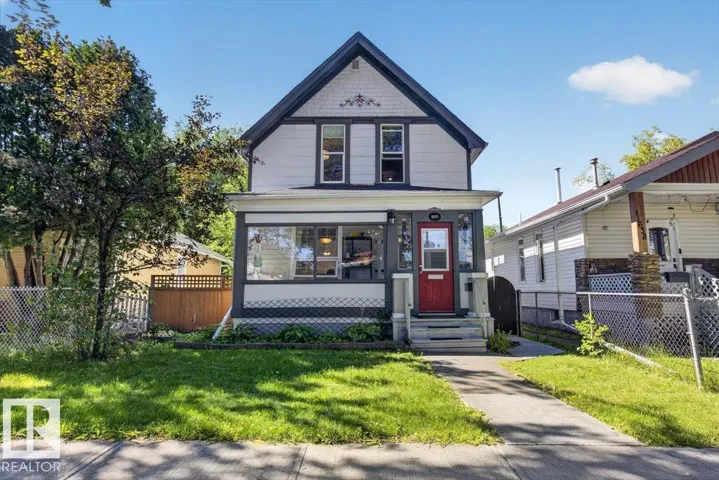 11636 95A ST NW, Edmonton, Alberta T5G1P8