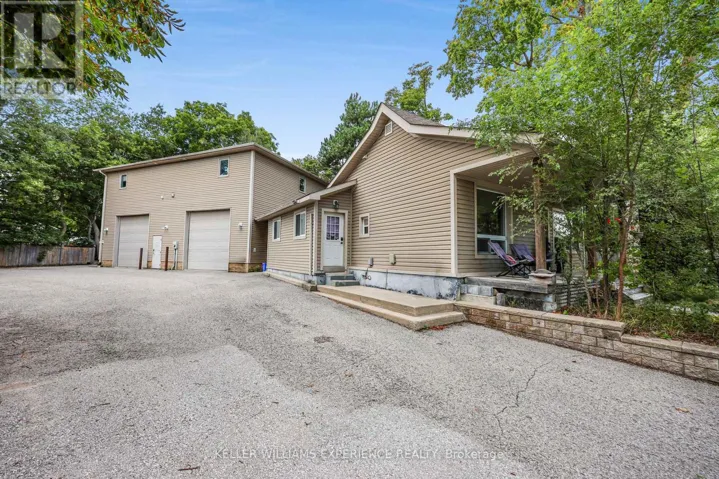 19 CENTRE STREET, Barrie (Allandale), Ontario L4N3L3