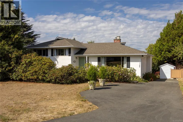 1787 Penshurst Rd, Saanich, British Columbia V8N2N6