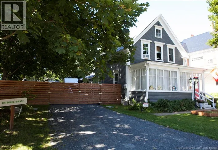 126 Broadway Street, Woodstock, New Brunswick E7M1C2