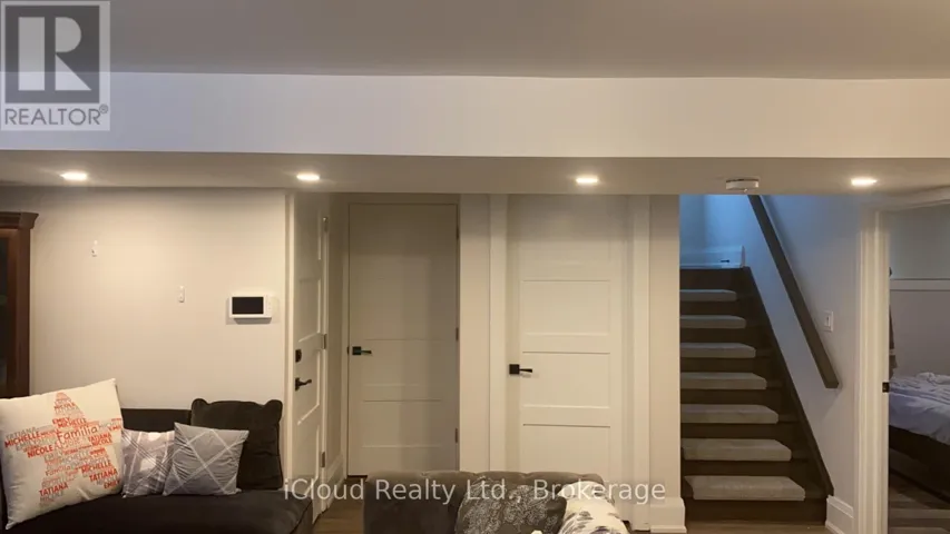 BSMT - 154 DELHI AVENUE, Toronto (Lansing-Westgate), Ontario M3H1A6