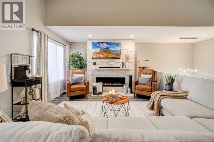 7 Canyon Court W, Lethbridge, Alberta T1K6V1