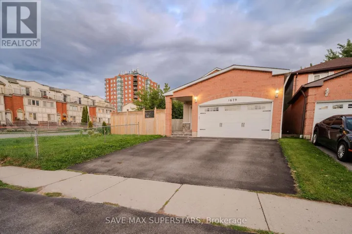 1679 PORTLAND COURT, Pickering (Village East), Ontario L1V5L5