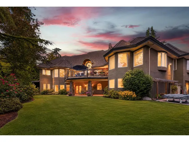 18638 54A AVENUE, Surrey, British Columbia V3S8L5