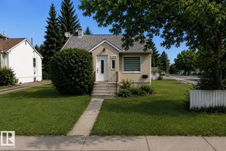 15202 98 AV NW, Edmonton, Alberta T5P0G4