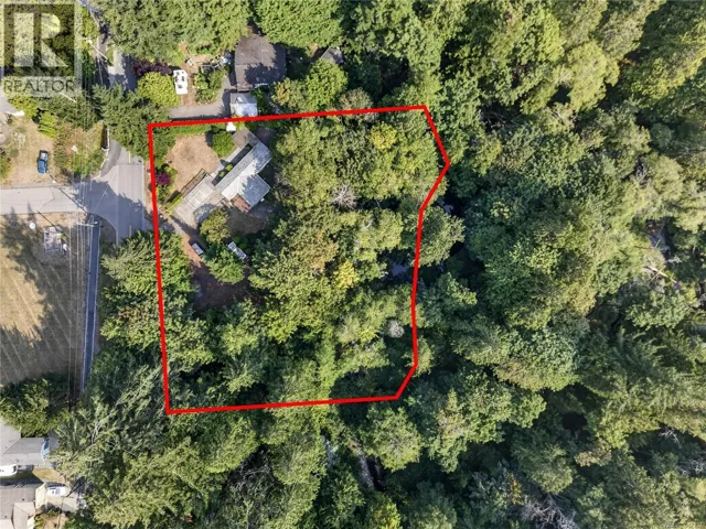 205 Atkins Rd, View Royal, British Columbia V9B2Z8