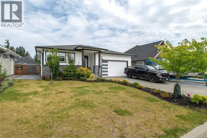 720 Sitka St, Campbell River, British Columbia V9H0E5