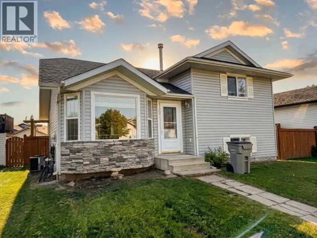108 Pinnacle Boulevard, Grande Prairie, Alberta T8W2V7