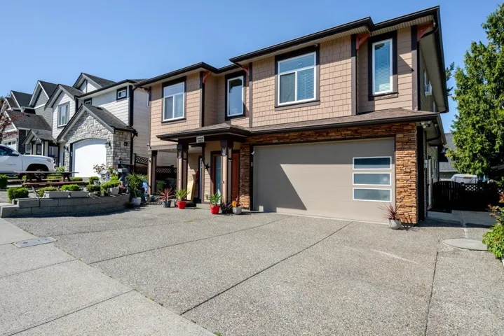 3423 HAZELWOOD PLACE, Abbotsford, British Columbia V2S0H8