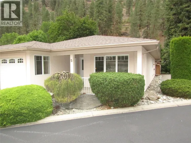 707 76th Avenue Unit# #5, Grand Forks, British Columbia V0H1H0