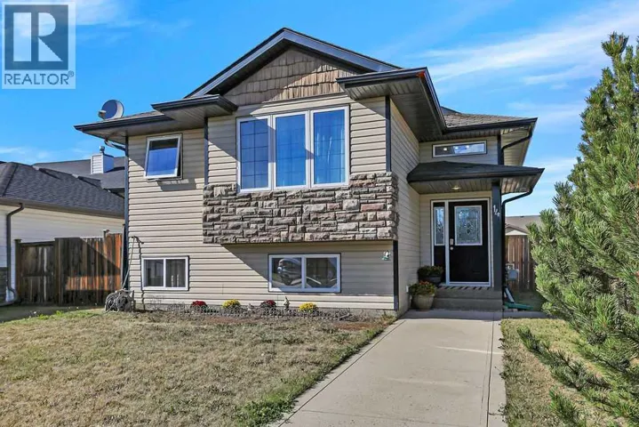 14 Lincoln Street, Sylvan Lake, Alberta T4S2P9