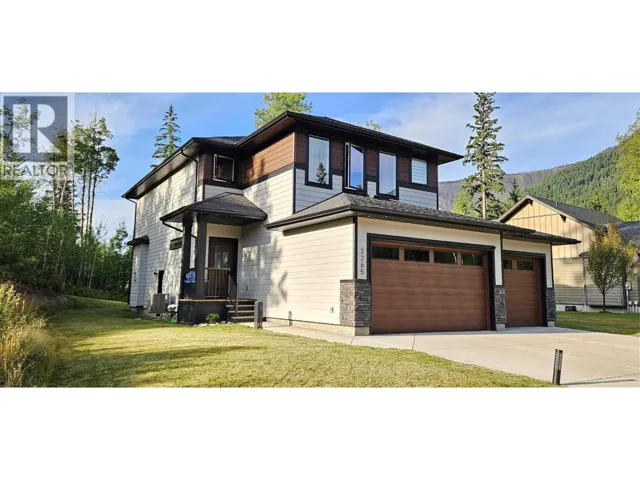 2265 Black Hawk Drive, Sparwood, British Columbia V0B2G2