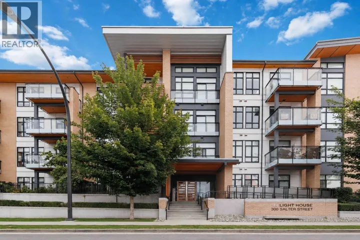318 300 SALTER STREET, New Westminster, British Columbia V3M0L9