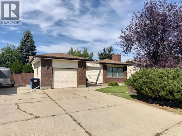 25 Nevada Place W, Lethbridge, Alberta T1k4A8