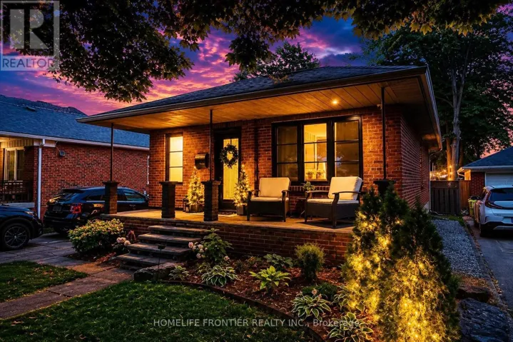 23 WHALEY DRIVE, Toronto (Alderwood), Ontario M8W2N2